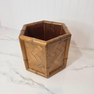 Vintage Bamboo Planter Basket Hexagon Woven Wood Cachepot Chinoiserie Boho Cottagecore Storage Decor