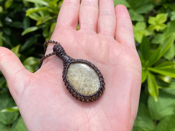 Yellow Apatite Macrame Necklace: Hand-Knotted Crystal Jewelry
