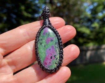 Macrame Ruby Zoisite Pendant Necklace: Hand-Knotted Gemstone Jewelry
