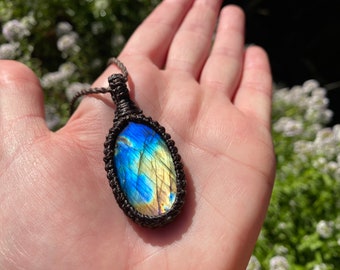 Labradorit/ Kette/Labradorit/Steinkette/Stein aus Kanada/GaiasGiftsToUs/Blauer Labradorit/Labradorit Kette/Naturschmuck/Kette