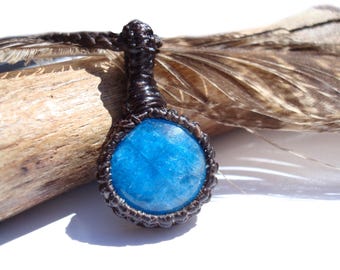Macrame Apatite Necklace: Hand-Knotted Earth Jewelry