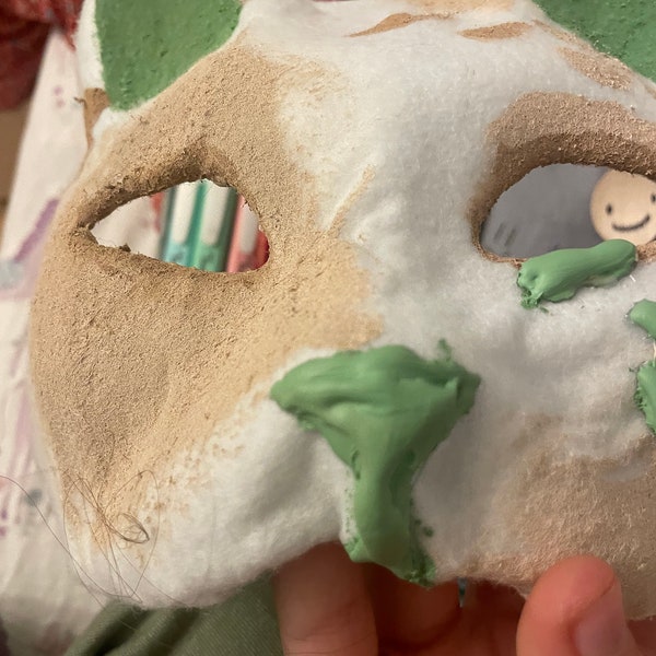 Moss tears therian/quadrobist mask