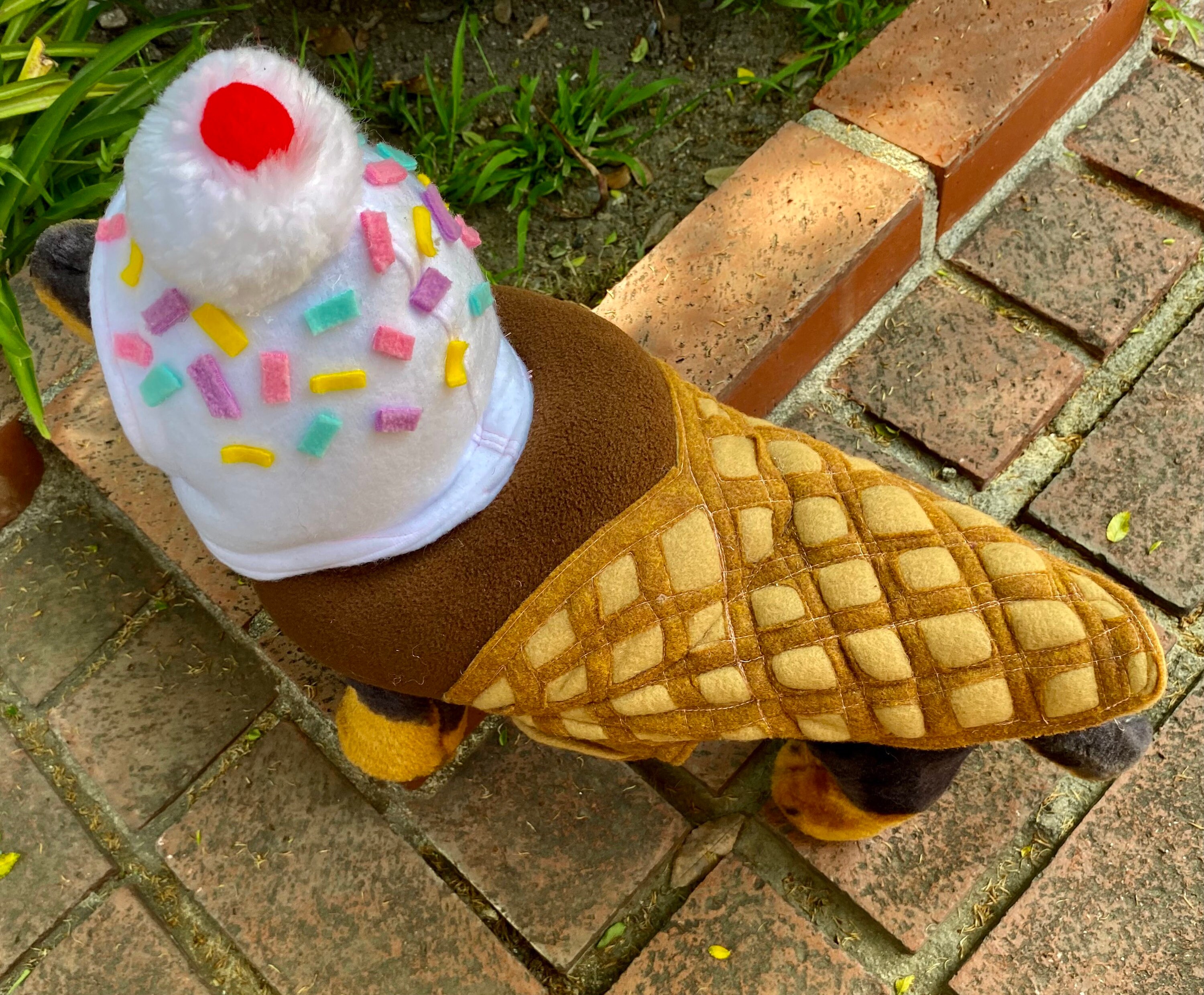 NEW* Chocolate & Vanilla Cone W/sprinkles U-coat for Dog or Cat
