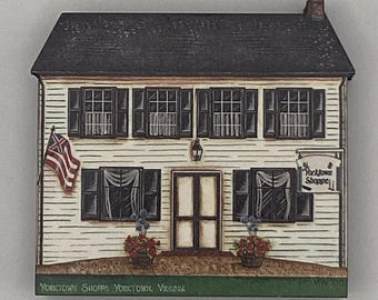 Brandywine Woodcrafts Yorktown Shoppe Virginia Wood Shelf Sitter Americana Decor