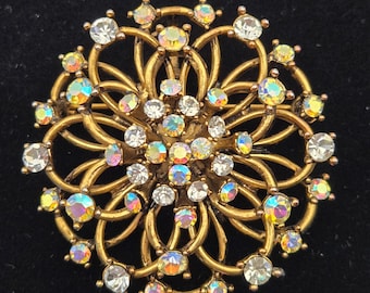 Vintage 60s Unbranded Brooch Gold Tone Aurora Borealis Rhinestone Floral Sunburs