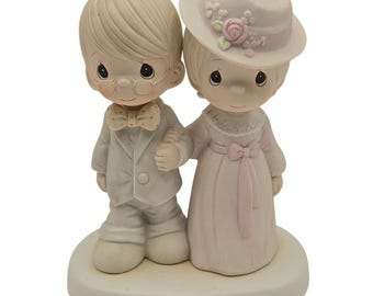 Precious Moments Porcelain Figurine 1986 "God Bless Our Family" 100501 Vintage