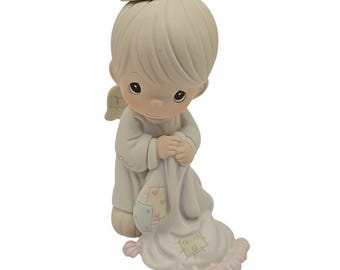 Precious Moments Porcelain Figurine 1992 "Wishing You A Comfy Christmas" Vintage