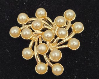 Emmons Simulated Pearl Spray Brooch Women Gold Tone Mid Century Vintage Pin