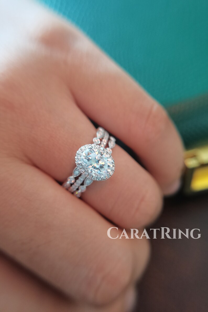 Oval Moissanite Engagement Ring Set Vintage Unique White Gold Etsy