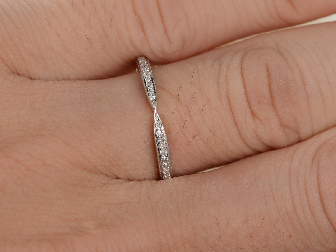 Curved Wedding Band Chevron Wedding Bandtwist Wedding Etsy