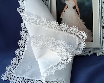 Wave Edge Crochet Lace Handkerchief.