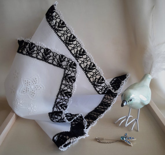 Floral Edge Crocheted Handkerchief.