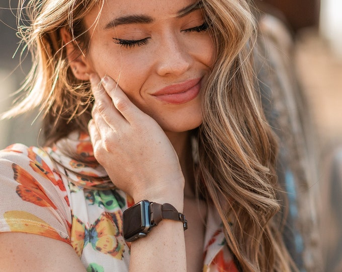 Rustic Brown Leather Apple Watch Band - Slim iWatch Strap -  Women Apple Watch Bracelet - Adjustable Style - Black Hardware - Gift for Her