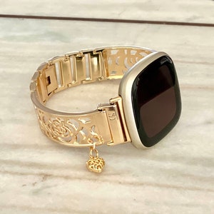 Floral Design Gold Fitbit Versa 4 Band Heart Charm Jewelry Women Watch Bangle, Fitbit Versa 3 Band, Fitbit Sense 2 Band, Adjustable Links