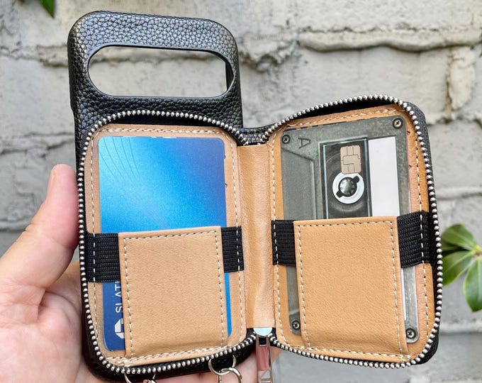 Personalized Crossbody Pixel Phone Case Series 9, 8, 7, Pro, Pro XL, Shoulder Strap, Durable Grain Leather Zipper Wallet