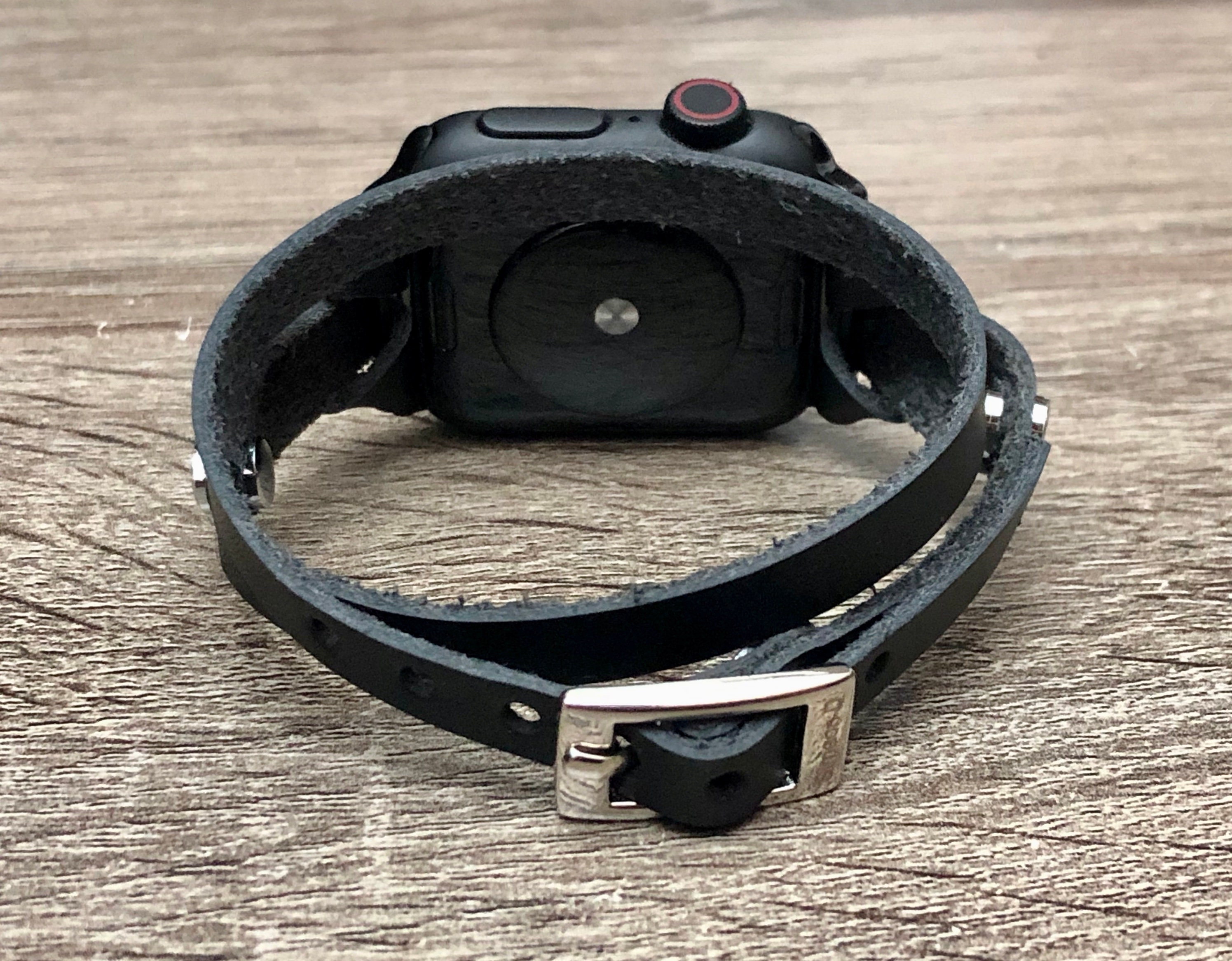 apple watch 4 space grey bands
