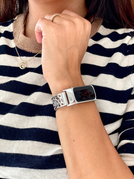 Silver Fitbit Charge 5 Band Women Fitbit Charge 5 Bracelet Fitbit Charge 5 Charm Bangle Fitbit Charge 5 Heart Medallion Band Etsy UK