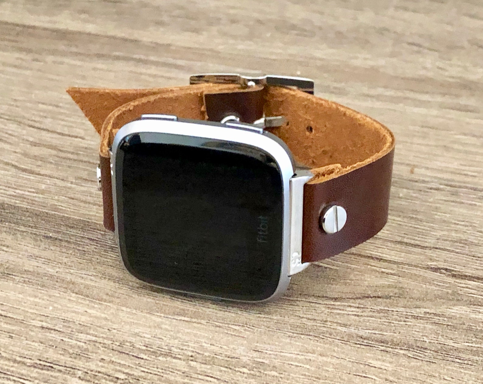 silver fitbit versa