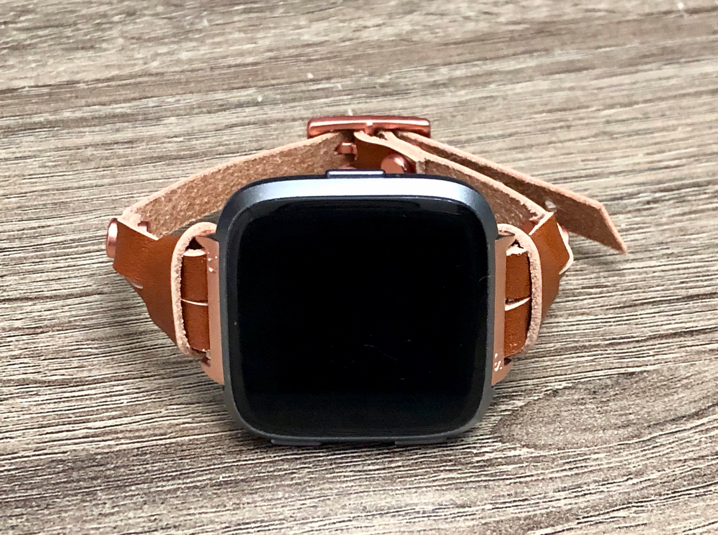 fitbit versa gold strap