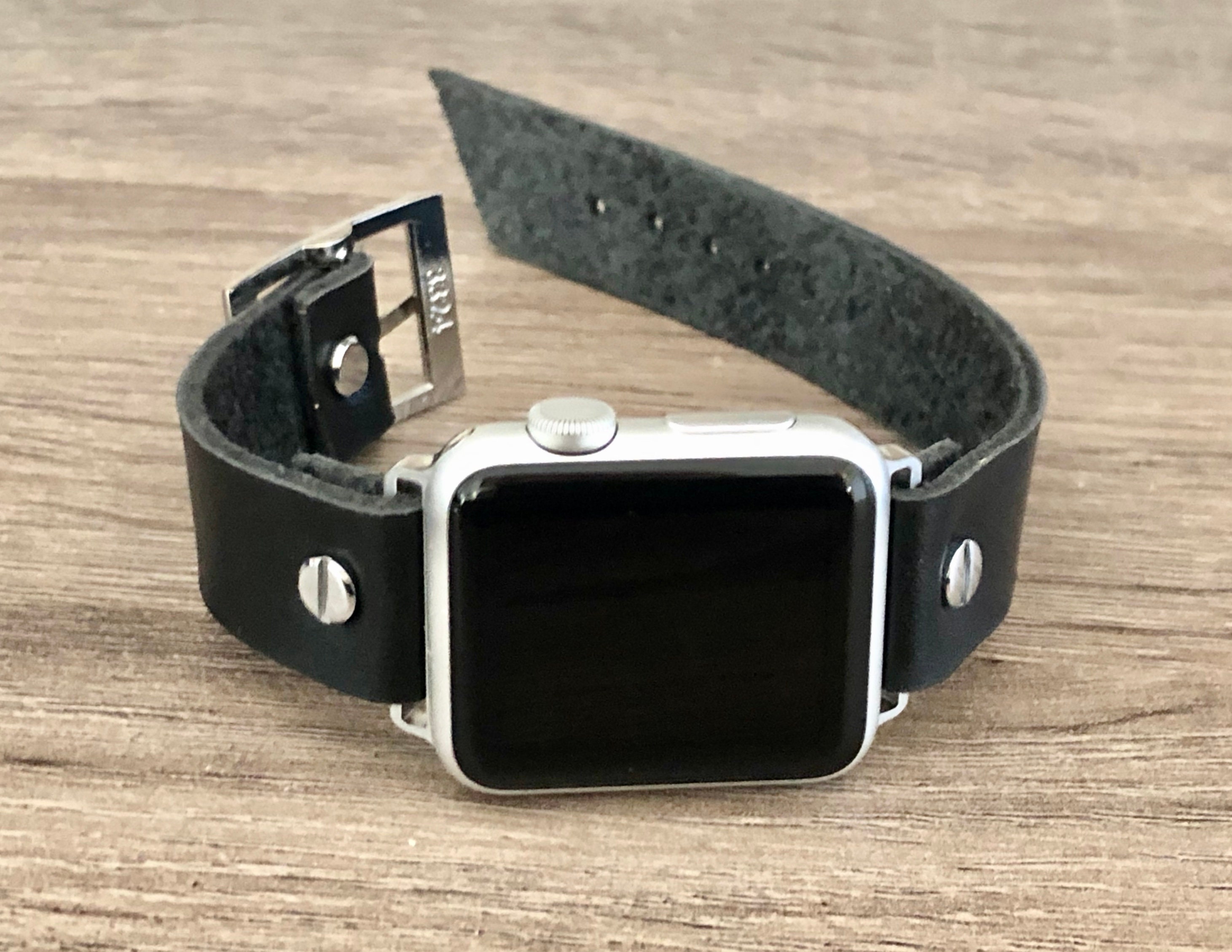 Black Leather Apple Watch Band 38mm 40mm 42mm 44mm iWatch Bracelet Adjustable Wristband Silver