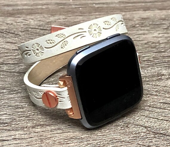 fitbit versa rose gold strap