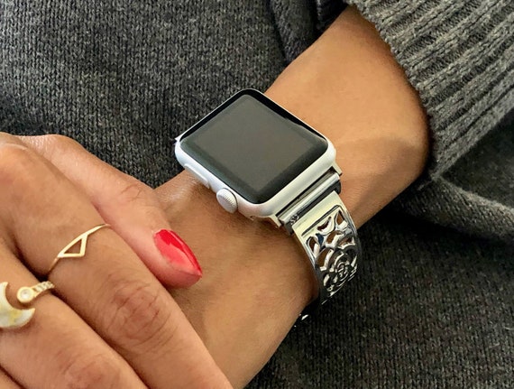 Women Apple Watch Band 38mm 40mm 41mm 42mm 44mm 45mm Adjustable Size Iwatch  Bracelet Sterling Silver Heart Medallion Apple Watch Bangle 