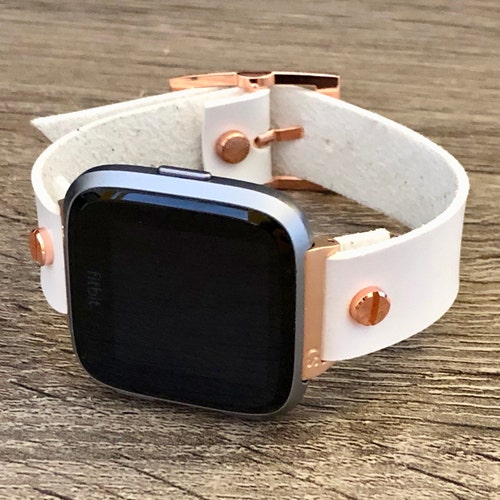 fitbit versa rose gold white