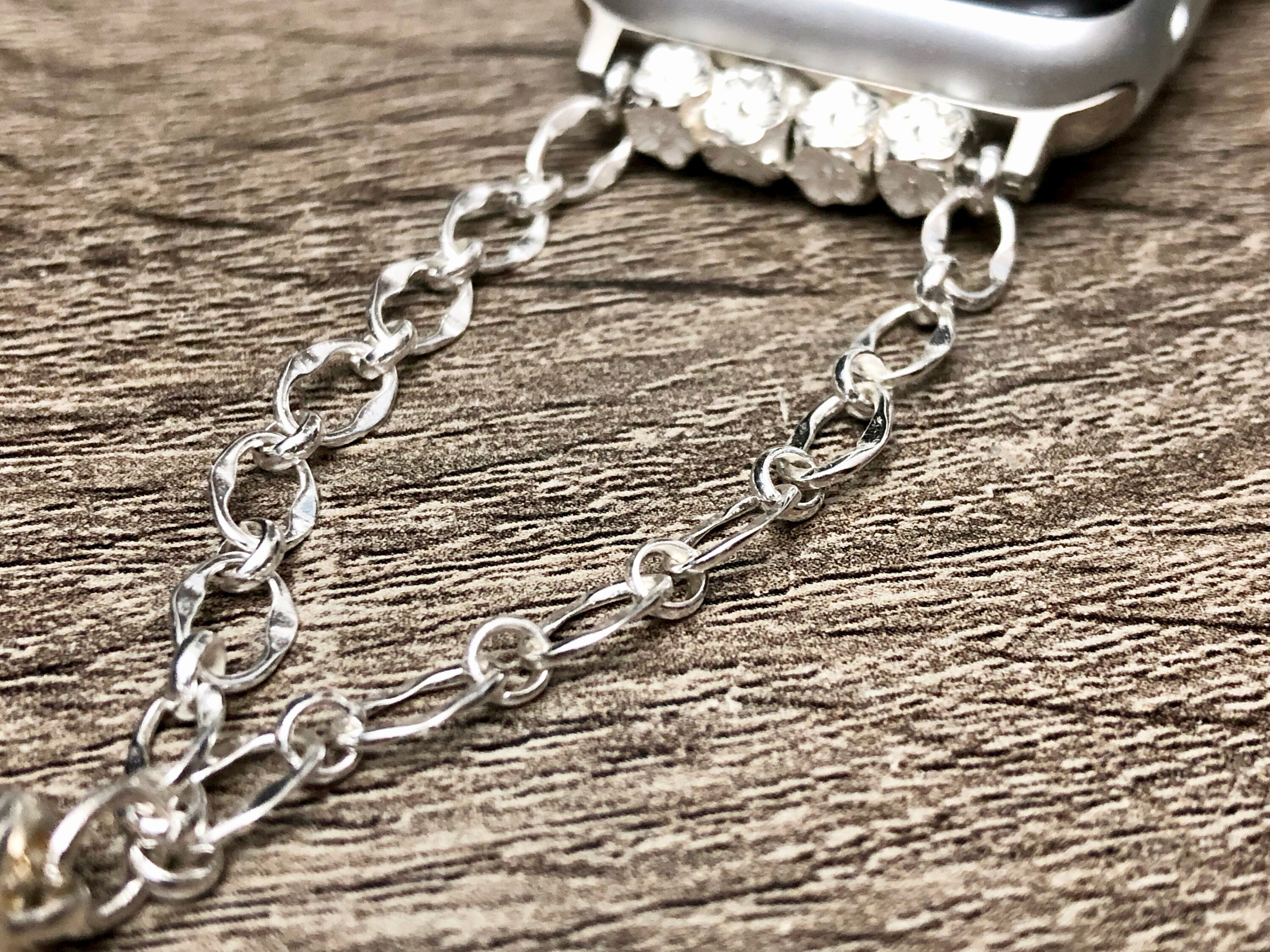 silver apple watch 38mm