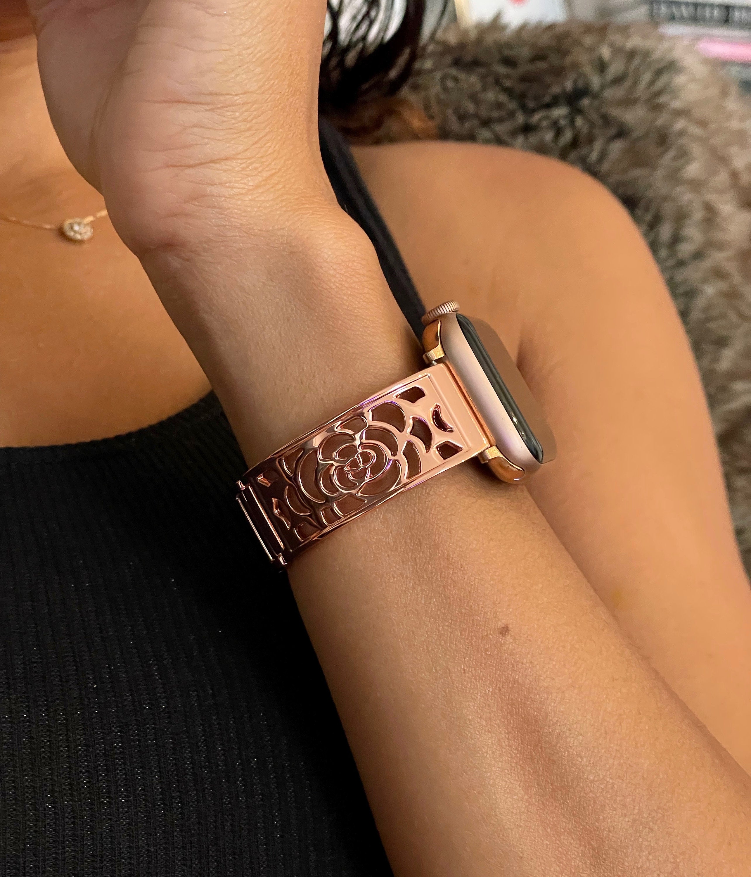Pink Rose Gold Apple Watch Band Heart Charm Watch Bands Jewelry