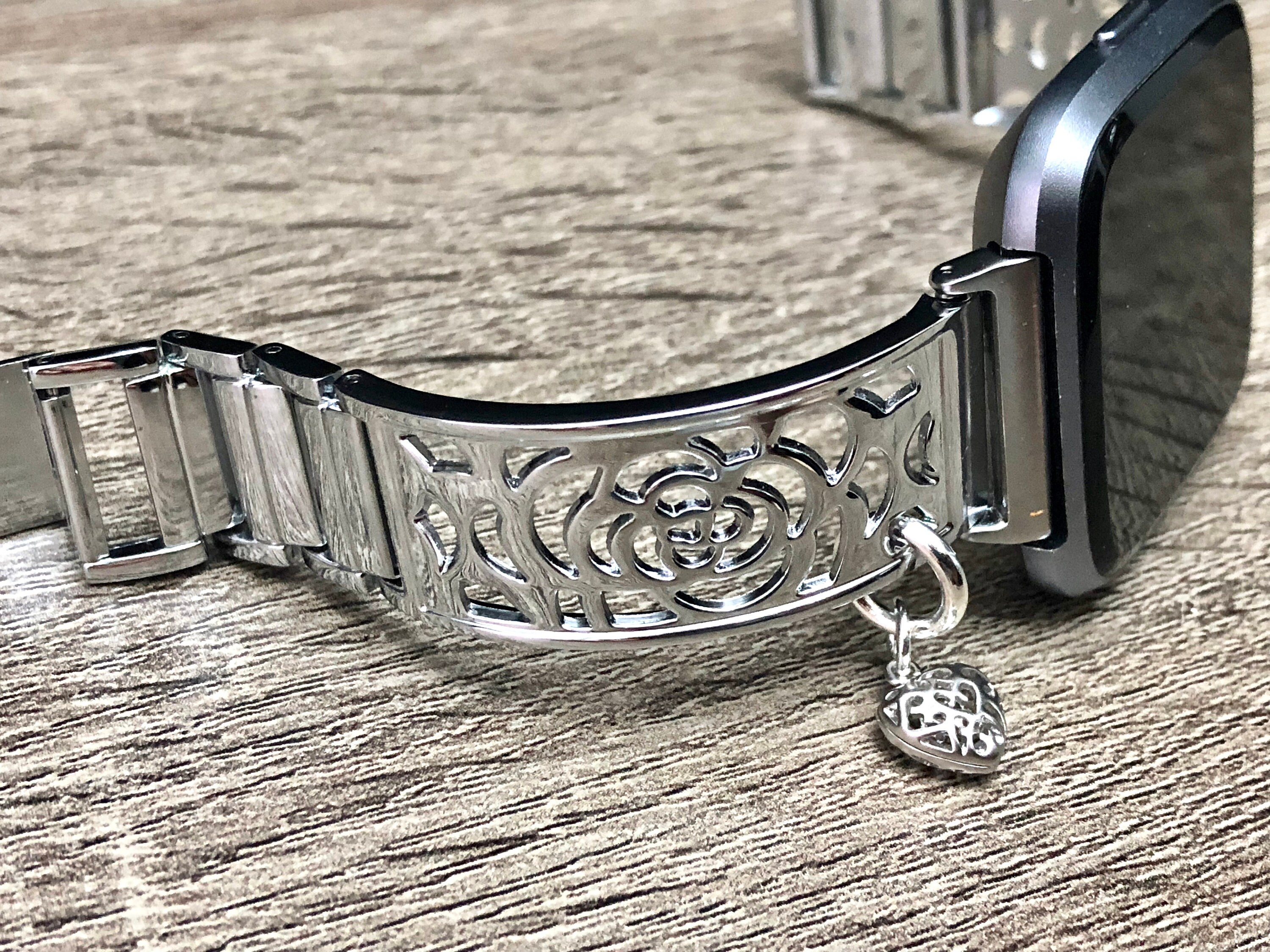 fitbit versa bands silver