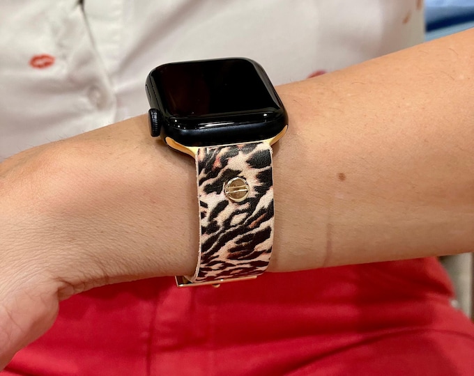 Feminine Apple Watch Band Leopard Print Smartwatch Strap 42mm 46mm 41mm 40mm 44mm 45mm 38mm Ultra 2 Bracelet, Custom Apple Watch Band