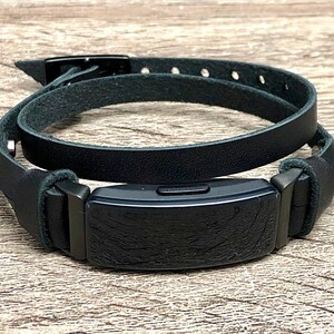 Schwarzes Fitbit Inspire HR-Band, doppelt gewickeltes Fitbit Inspire Armband Armband, schmales Echtleder größenverstellbares Fitbit Schmuckarmband