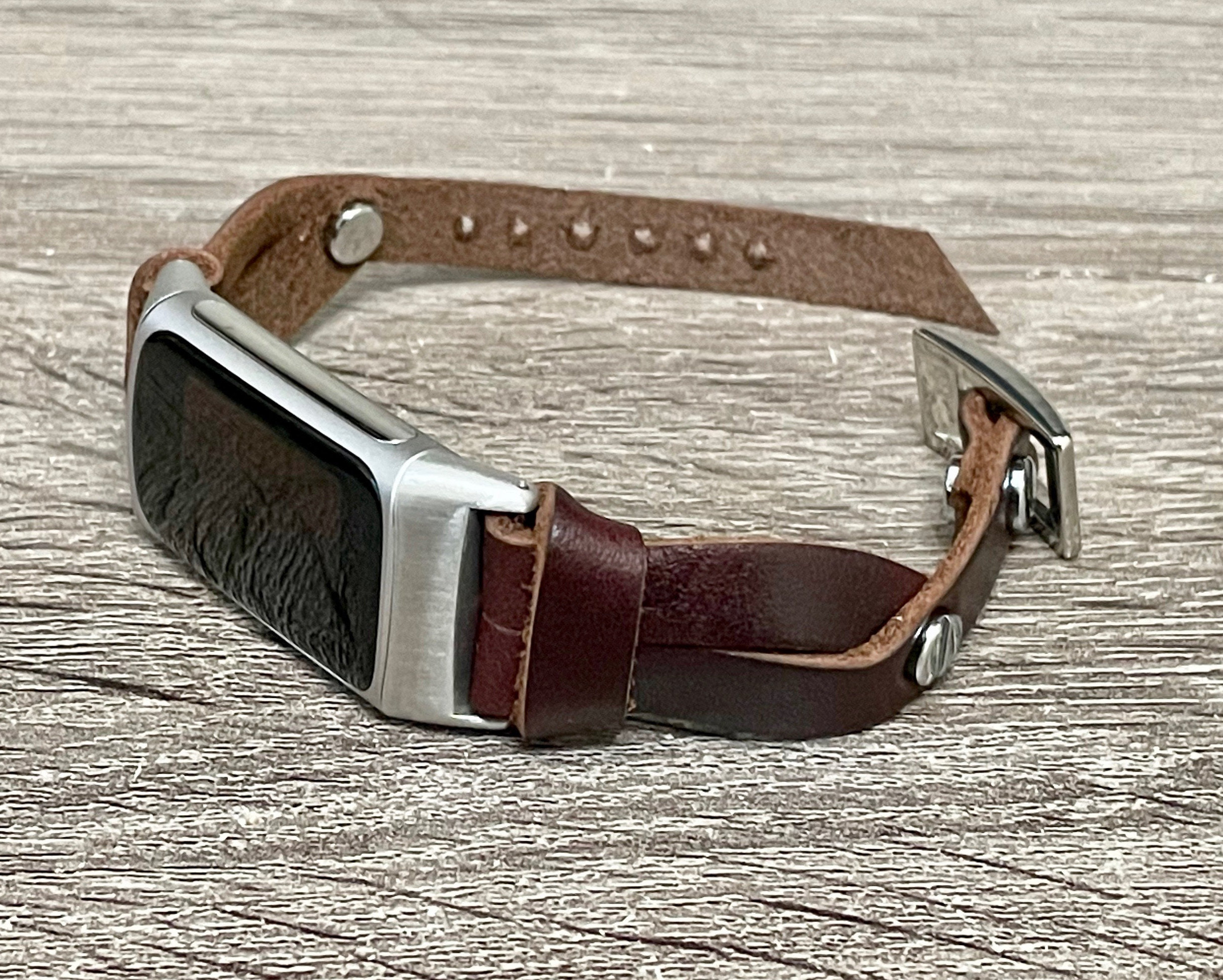 Fitbit Charge 6 / 5 / 4 / 3 Band Aurel Made From Leather and