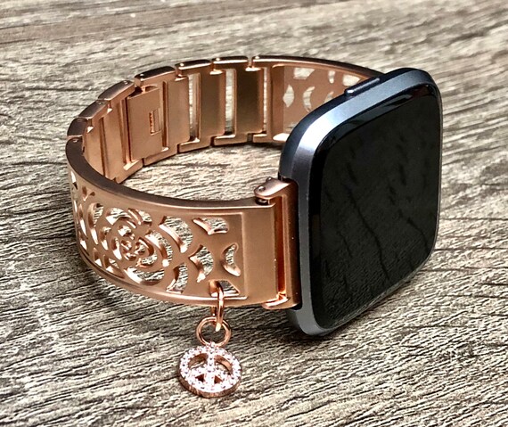 fitbit rose gold bracelet