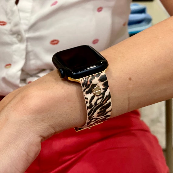 Leopard Print Leather & Gold Apple Watch Band Women iWatch Strap Bracelet 38mm 40mm 41mm 42mm 44mm 45mm Ultra 2, Fashionable Armband Cuff