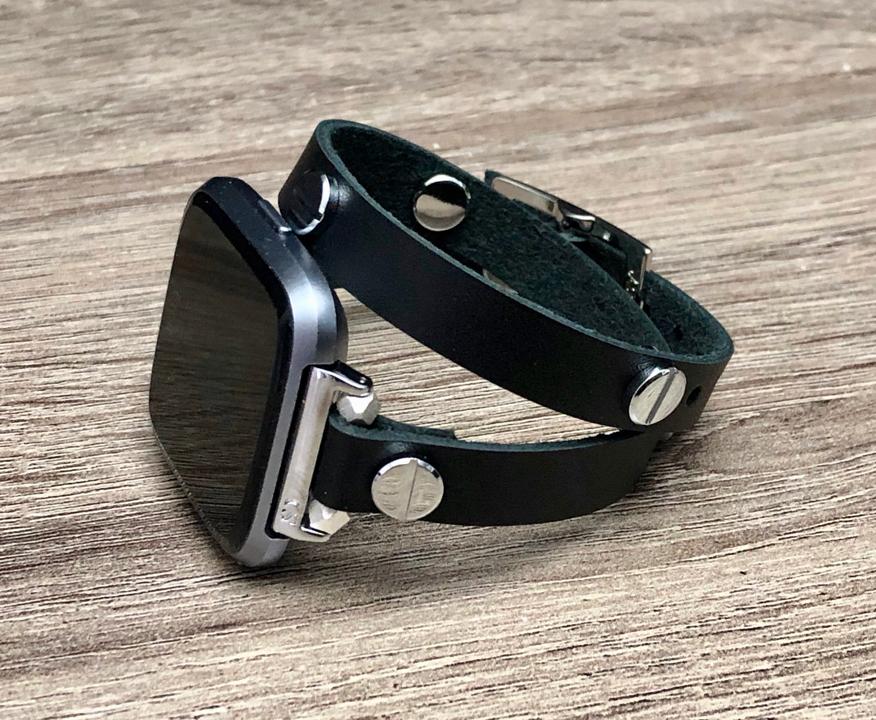 fitbit versa bands silver
