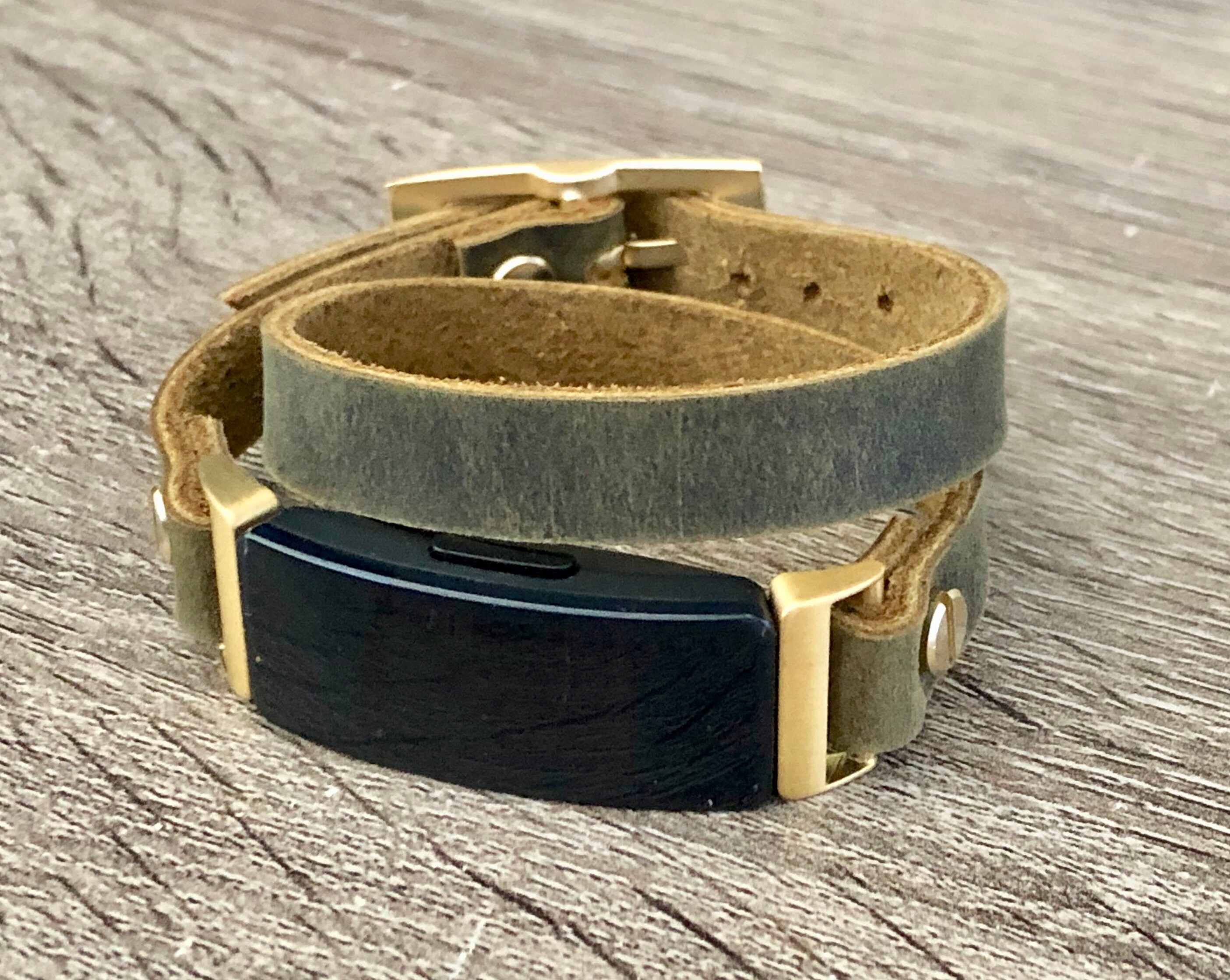 fitbit inspire gold