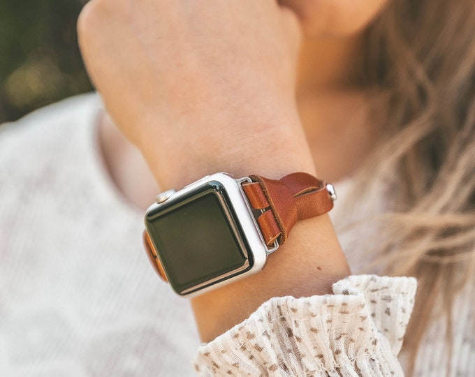 Slim Apple Watch Band 46mm 42mm 41mm 45mm 38mm 40mm 44mm Ultra, Light Brown Genuine Leather Strap Jewelry, Gift for Her, Adjustable Bracelet