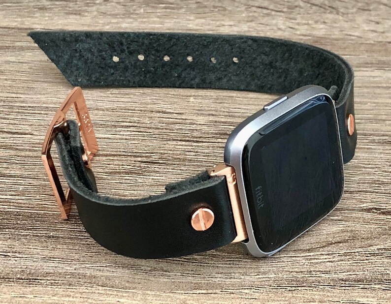 versa rose gold with black band