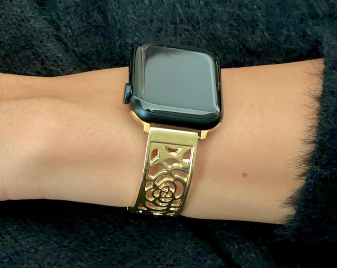 Gold Apple Watch Band: Luxury Charm Bangle - All Series