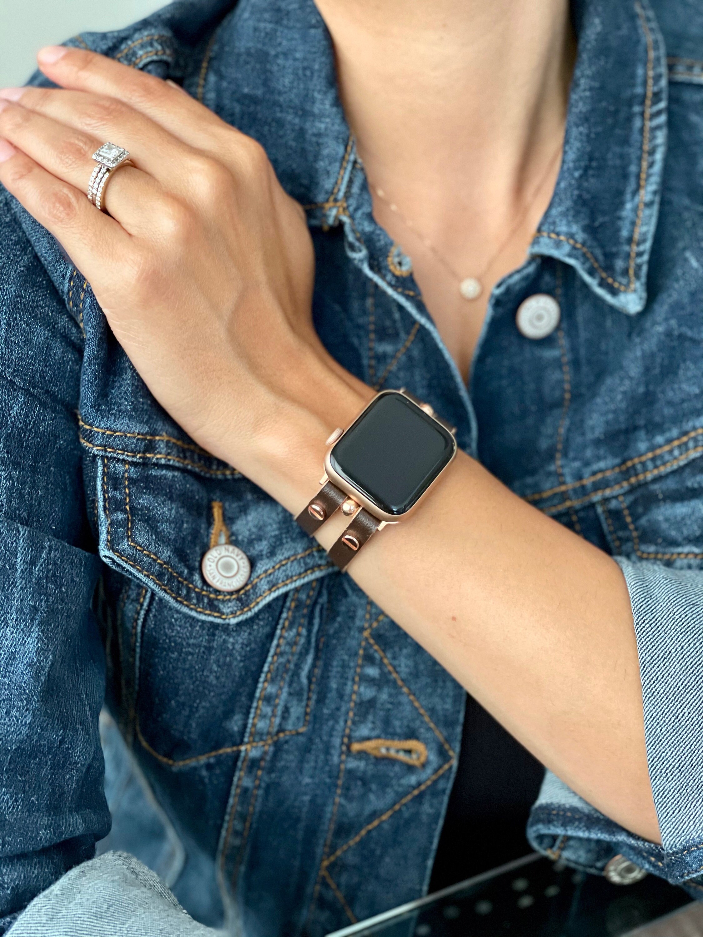 dark brown apple watch band