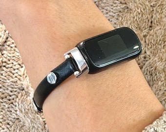 Elegant Fitbit Inspire 3 Band Slim Black Genuine Leather Minimalist Strap Bracelet, Adjustable Accessory