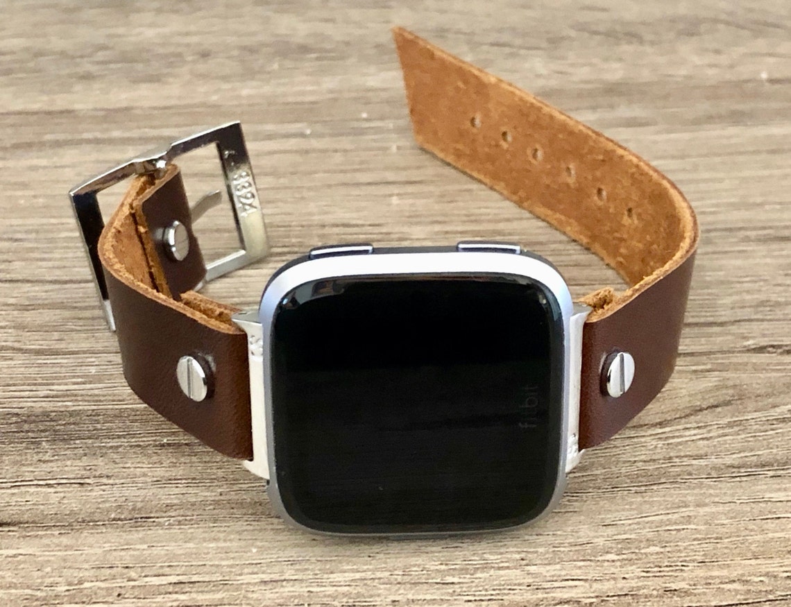 silver fitbit versa