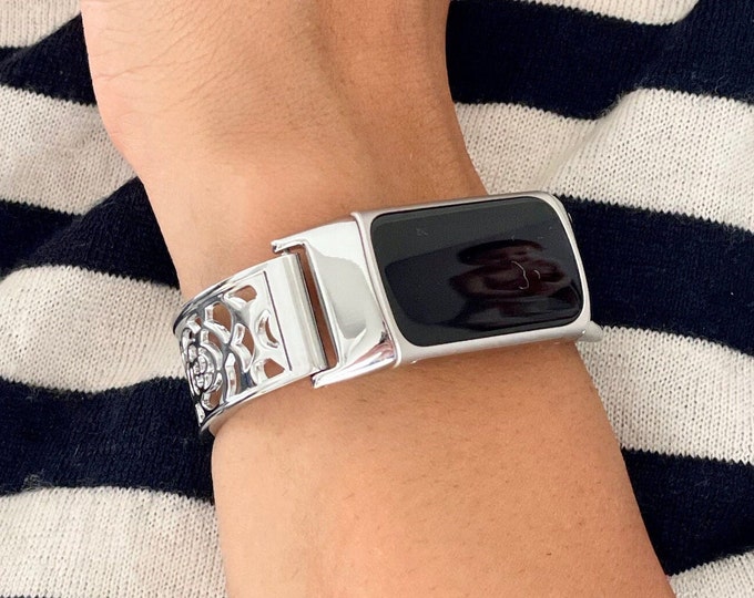 Fitbit Charge 5 Band ∙ Silver Fitbit Charge 5 Bracelet ∙ Women Fitbit Charge 5 Charm Bangle ∙ Fitbit Charge 5 Tree Of Life Medallion Band