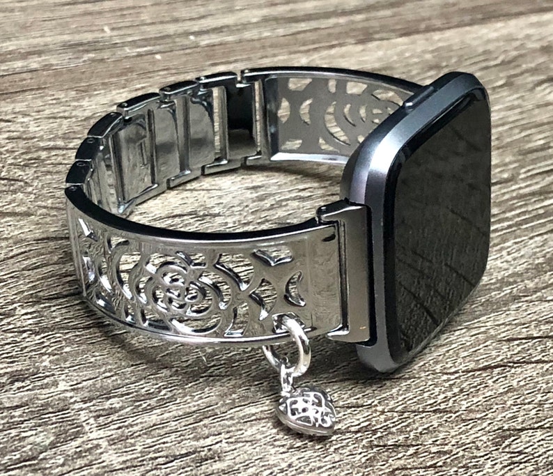 fitbit versa 2 silver