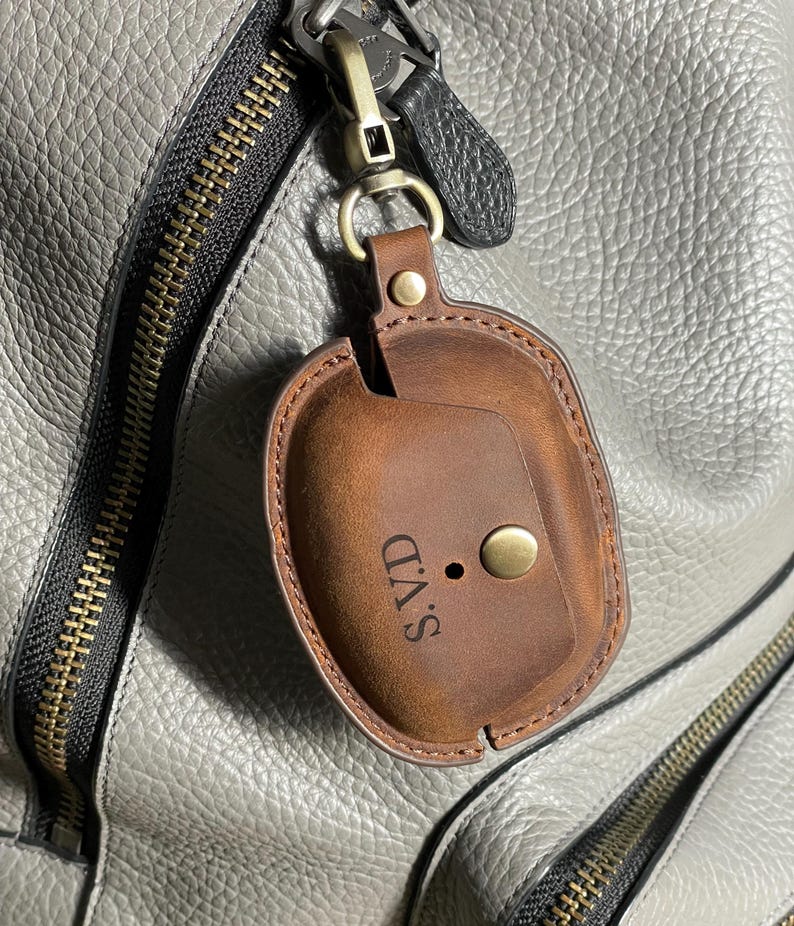 Personalized Leather Sony WF-1000XM5 Earbuds Case: Handmade Shockproof Clip image 5