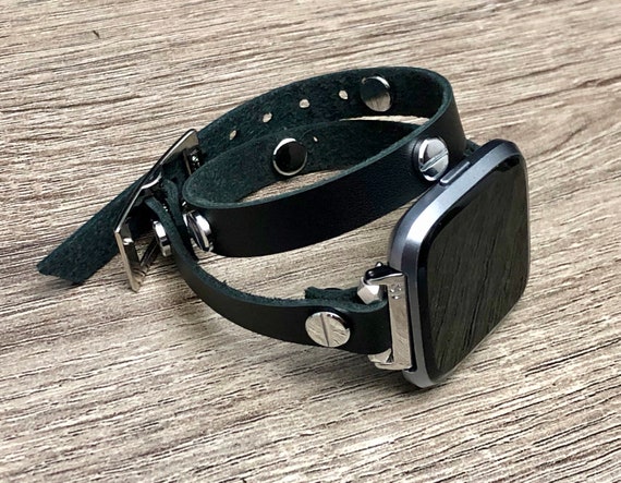 silver fitbit versa