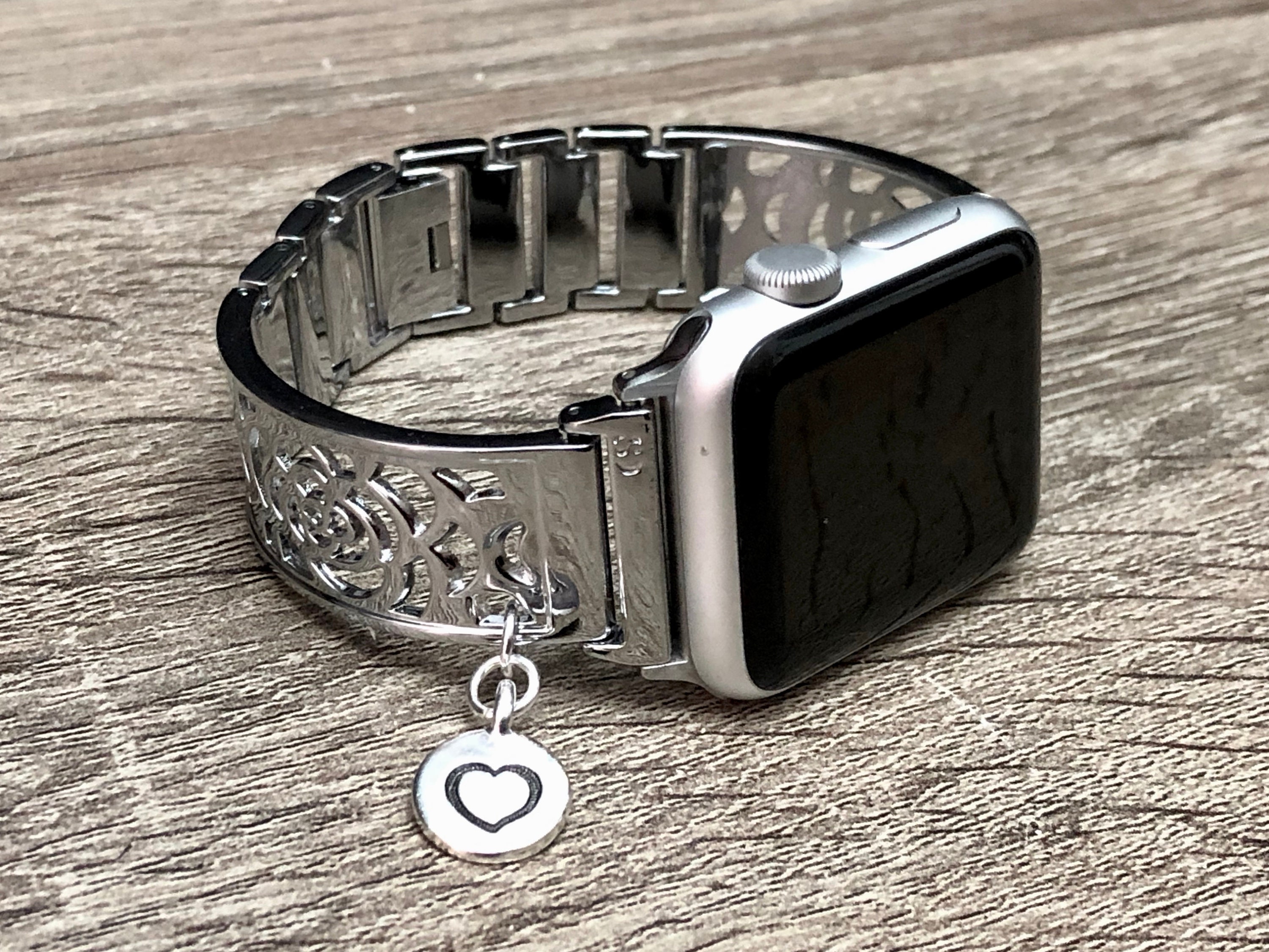 Luxury Shiny Silver Apple Watch Band 38mm 40mm Flower Design Heart Medallion Adjustable Metal