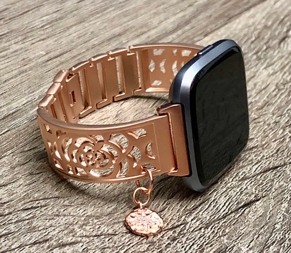 fitbit rose gold bracelet
