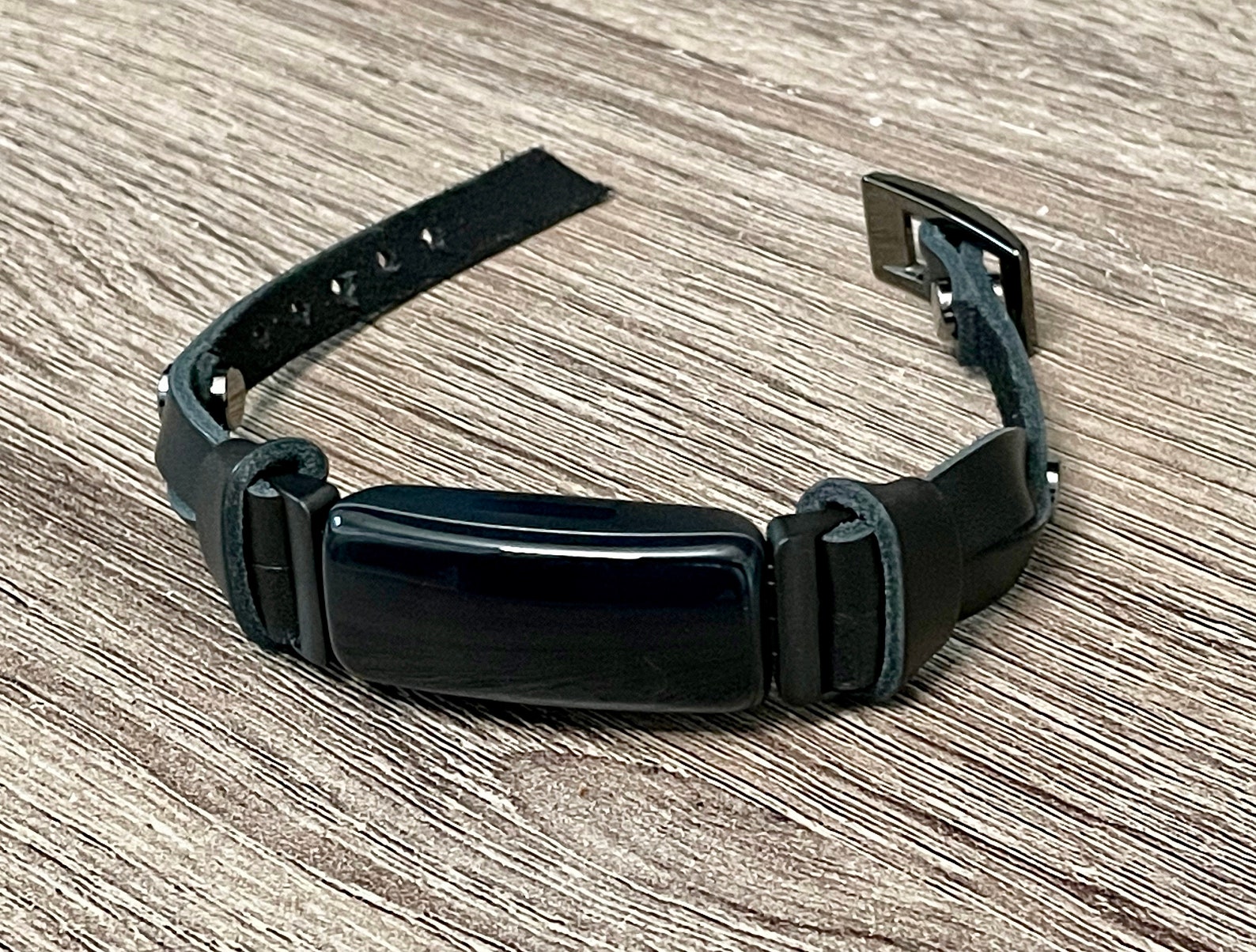 fitbit inspire 2 bundle